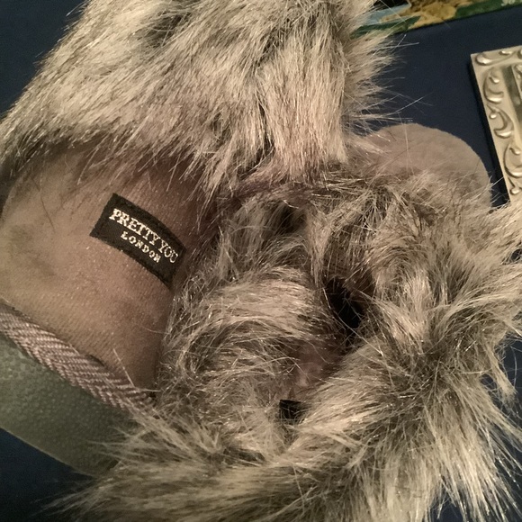 Pretty You London fur slipper boots NWOT - Picture 2 of 6